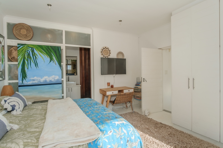 4 Bedroom Property for Sale in Misty Cliffs Western Cape